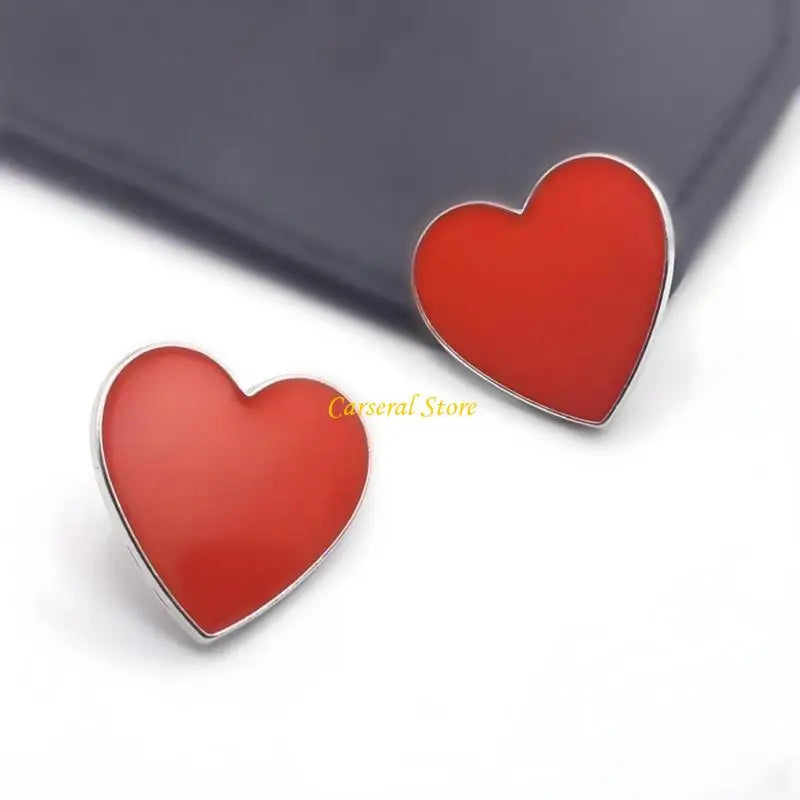 M4YF Valentines Heart Shaped Brooch Fashion Clothes Pin Sweet Clothing Pin Clothes Accessory Christmas Gift for Couple