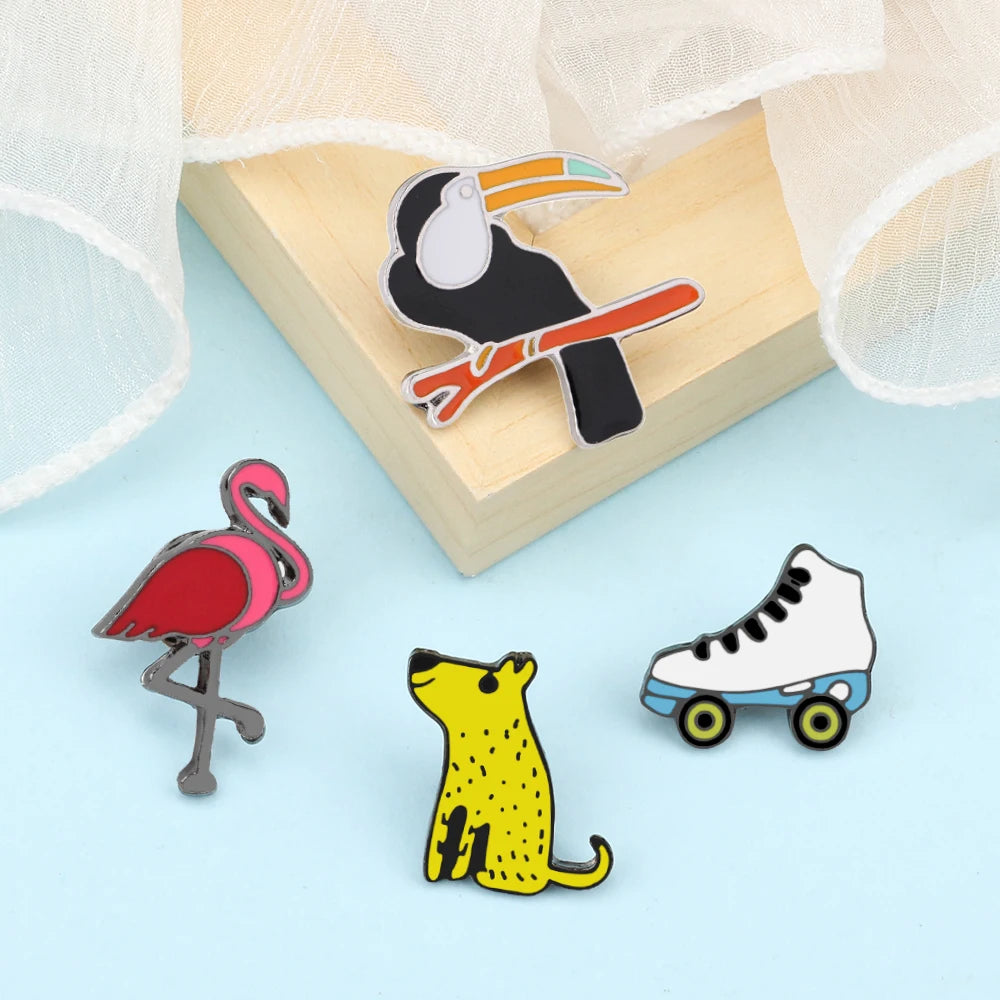 2-4Pcs/Set Black White Cats Enamel Pins Famous Scientists Honor No.1 Medal Badge Couples Adult Sexy Brooches Clothes Bag Jewelry